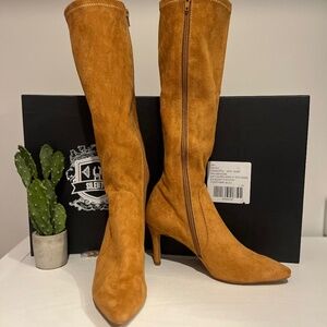 NEW Silent D Tan Boots - Size 38/US 7
